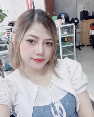 PHAM THI HUONG(ファン ティ フォン）